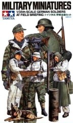 Tamiya 35212 German Soldiers at Briefing 1/35